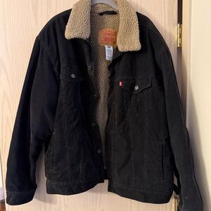 Men’s XL Levi’s Standard Trucker Corduroy
